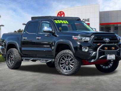 Used 2017 Toyota Tacoma SR w/ SR Convenience Package