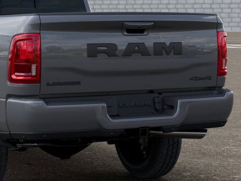 New 2026 RAM 2500 Laramie AWD/4WD image 13