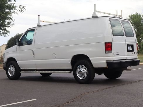 Used 2014 Ford E-250 and Econoline 250 w/ Power Group RWD image 7