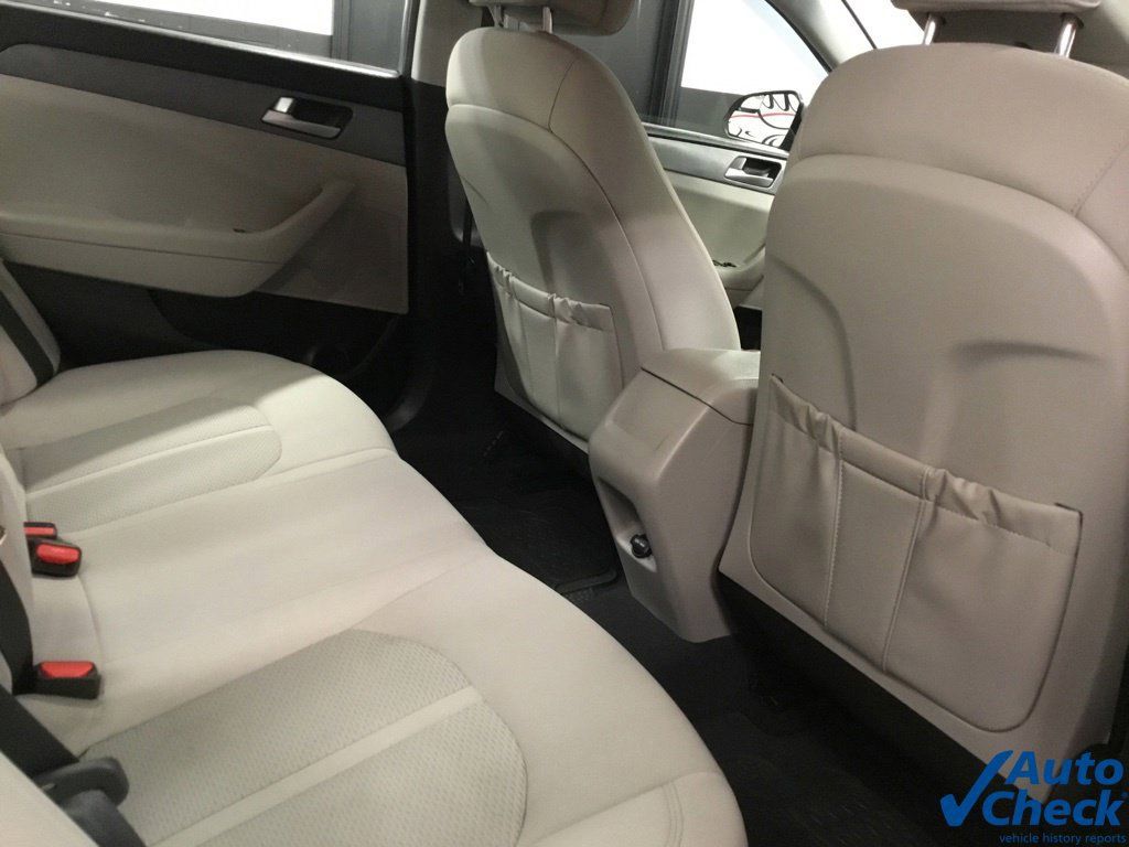 Used 2017 Hyundai Sonata SE FWD image 31
