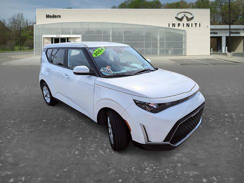 Used 2024 Kia Soul LX w/ Option Group 015 image 2