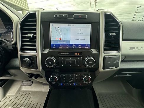 Used 2021 Ford F350 Lariat w/ Camper Package AWD/4WD image 15
