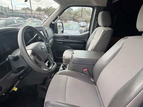 Used 2015 Nissan NV 2500 SL w/ Technology Package image 14