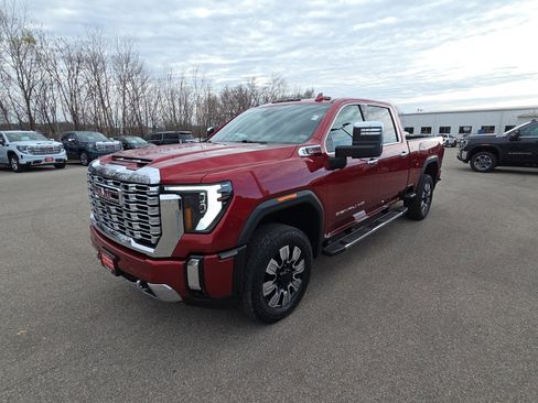 Used 2024 GMC Sierra 2500 Denali w/ Denali Reserve Package image 4