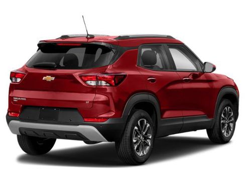 Used 2022 Chevrolet TrailBlazer LT w/ Confidence II Package FWD image 2