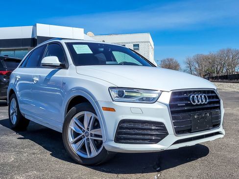 Used 2018 Audi Q3 2.0T Premium w/ Convenience Package image 1