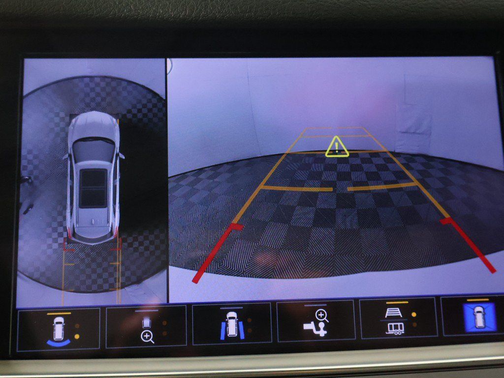 Used 2023 Cadillac XT5 Sportv w/ Technology Package AWD/4WD image 46