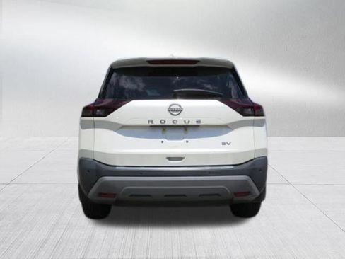 Used 2023 Nissan Rogue SV FWD image 4