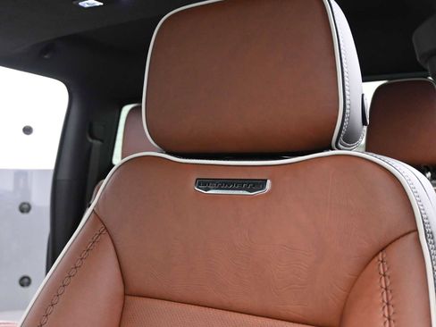 New 2025 GMC Sierra 3500 Denali Ultimate image 16