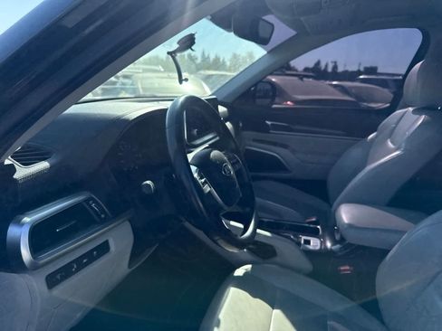 Used 2021 Kia Telluride S FWD image 17