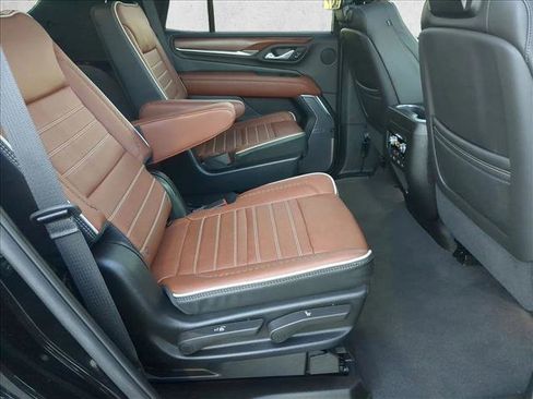 Used 2024 GMC Yukon Denali Ultimate image 24