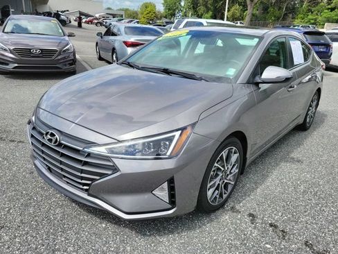 Used 2020 Hyundai Elantra Limited w/ Ultimate Package 03 FWD image 14