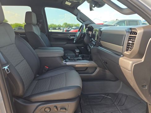 Used 2025 Chevrolet Silverado 1500 ZR2 w/ Technology Package AWD/4WD image 25