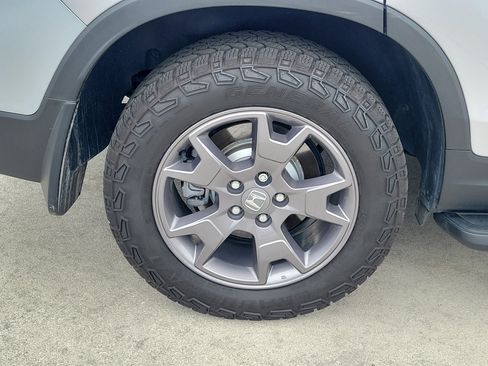 Certified 2024 Honda Passport TrailSport image 8