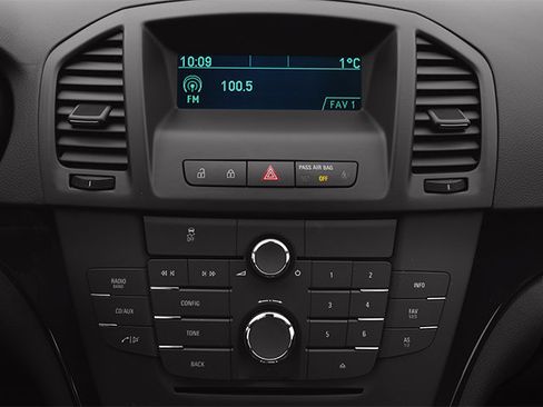 Used 2013 Buick Regal Premium FWD image 12