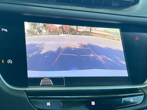 Used 2020 Cadillac XT5 Premium Luxury AWD/4WD image 25