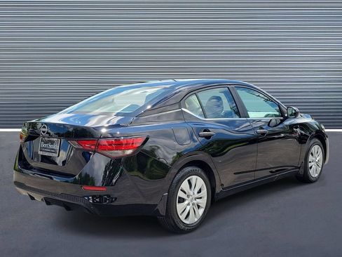 Used 2025 Nissan Sentra S FWD image 3