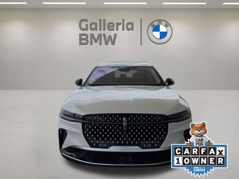 Used 2025 Lincoln Nautilus Premier w/ Equipment Group 102A AWD/4WD image 3