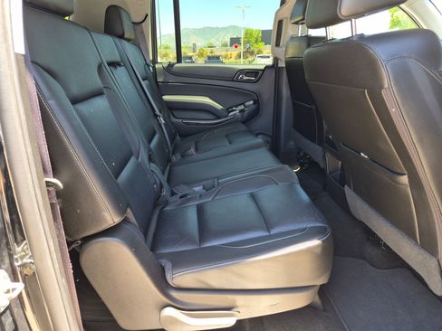 Used 2017 Chevrolet Suburban LT w/ Luxury Package AWD/4WD image 26