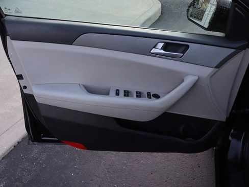 Used 2016 Hyundai Sonata SE image 21