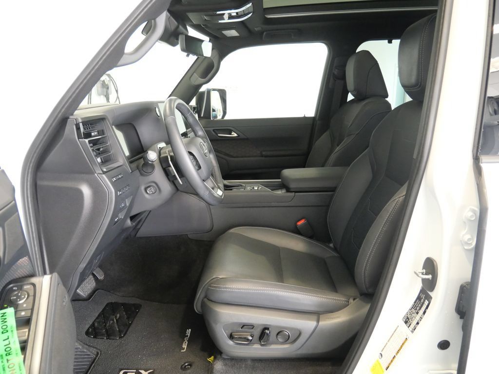 Certified 2024 Lexus GX 550 w/ Accessory Package (Z1) AWD/4WD image 15