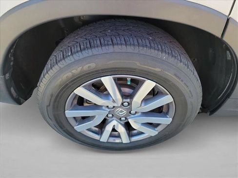 Used 2021 Honda Pilot EX-L image 11