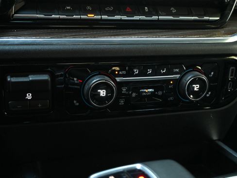 Used 2024 Chevrolet Silverado 1500 RST image 21