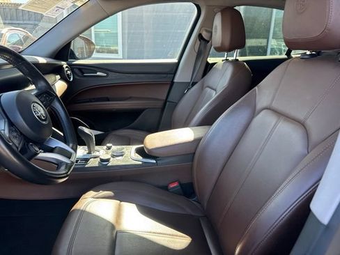 Used 2020 Alfa Romeo Stelvio Sport w/ Quick Order Package 22K Sport RWD image 9