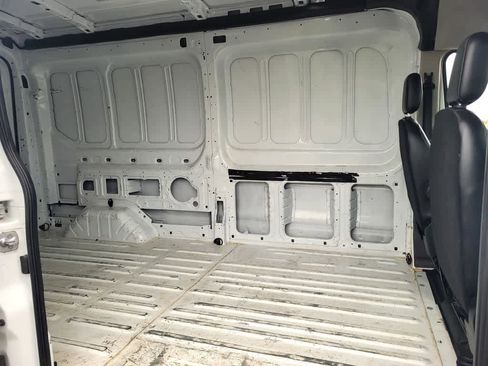 Used 2023 Ford Transit 250 image 12