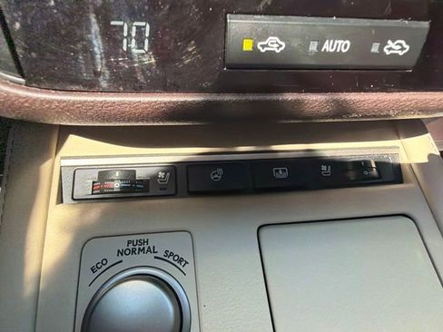 Used 2018 Lexus ES 350 w/ Luxury Package w/Wood Trim FWD image 18