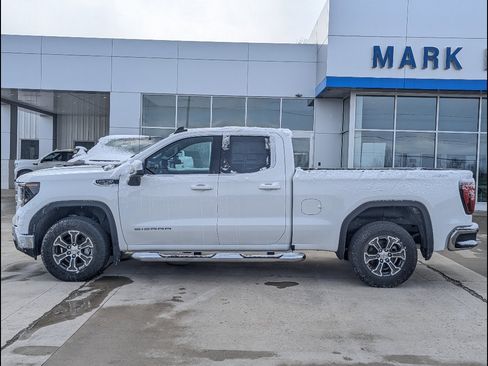 New 2026 GMC Sierra 1500 SLE AWD/4WD image 9