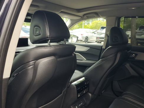 Used 2023 Acura MDX FWD w/ Technology Package image 6