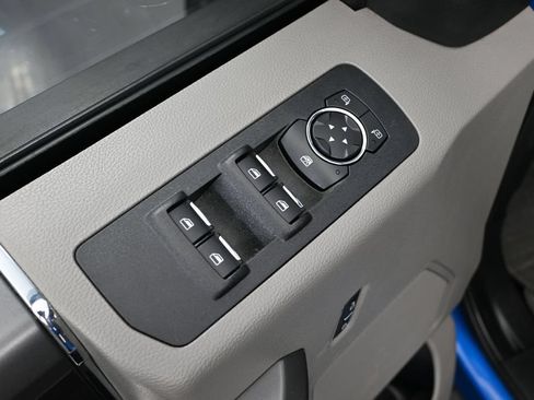 Used 2020 Ford F150 XLT w/ Equipment Group 302A Luxury AWD/4WD image 21
