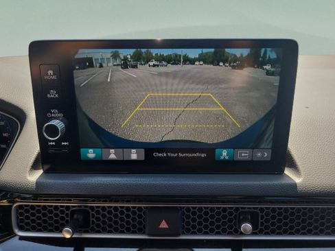 Used 2024 Honda Civic Touring image 32