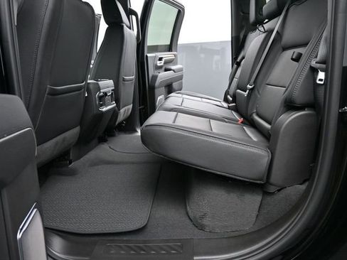 New 2025 GMC Sierra 2500 Denali w/ Denali Reserve Package image 13