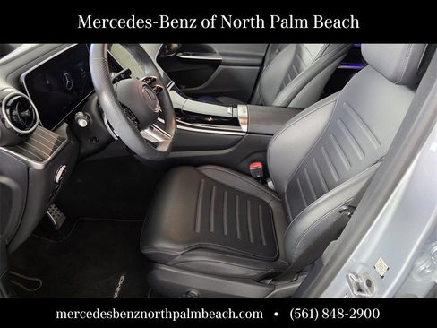 Used 2024 Mercedes-Benz GLC 300 4MATIC image 9