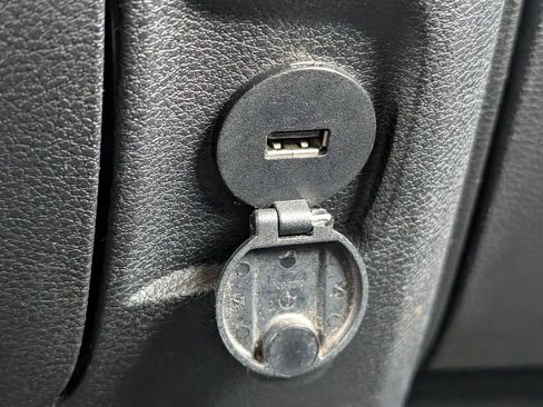 Used 2017 RAM 3500 SLT image 20