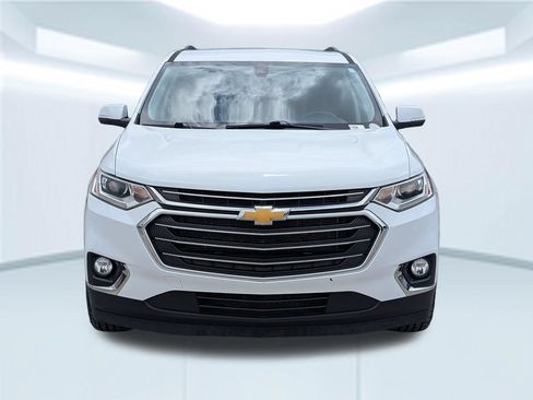 Used 2021 Chevrolet Traverse LT FWD image 11