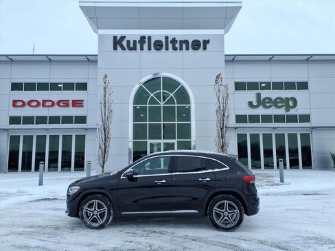 Used 2023 Mercedes-Benz GLA 250 4MATIC image 1