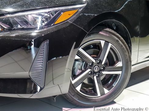 Used 2025 Nissan Sentra SV FWD image 5