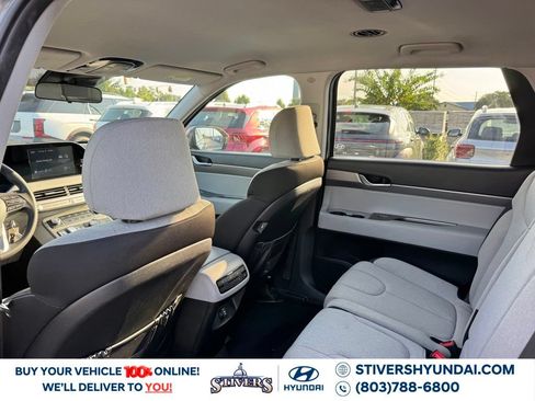 Used 2022 Hyundai Palisade SE w/ Cargo Package FWD image 21