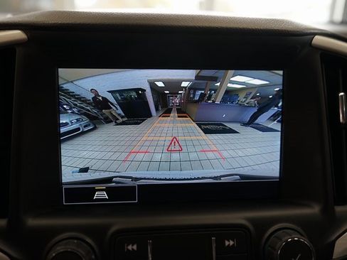 Used 2022 GMC Terrain SLT image 8