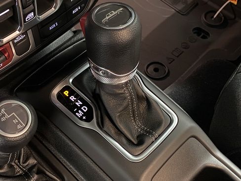 New 2026 Jeep Gladiator Sport AWD/4WD image 21
