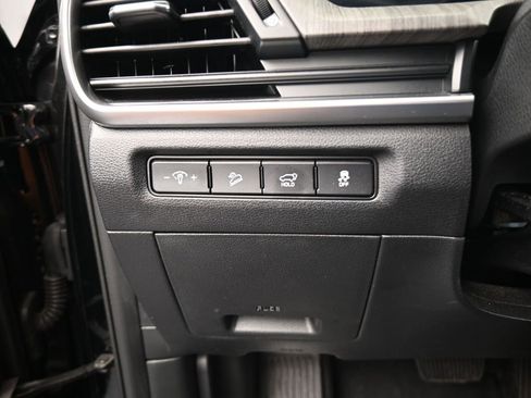 Used 2024 Kia Telluride EX image 35