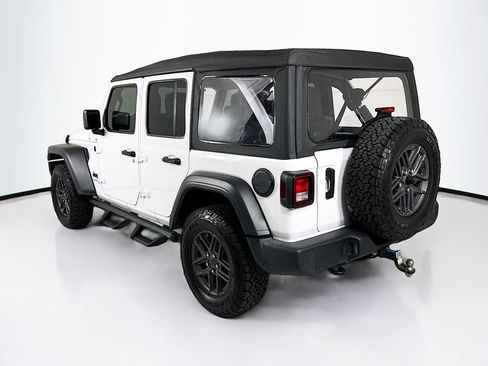 Used 2025 Jeep Wrangler Unlimited Sport AWD/4WD image 7