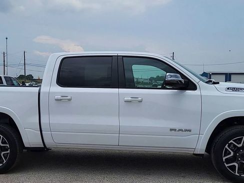 Used 2025 RAM 1500 Laramie image 9