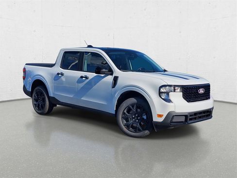 New 2025 Ford Maverick XLT w/ XLT Luxury Package image 2
