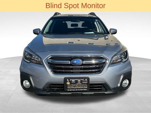 Used 2018 Subaru Outback 2.5i Premium image 4