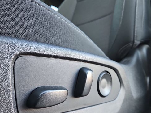 Used 2022 Chevrolet Silverado 1500 LT w/ Protection Package image 35