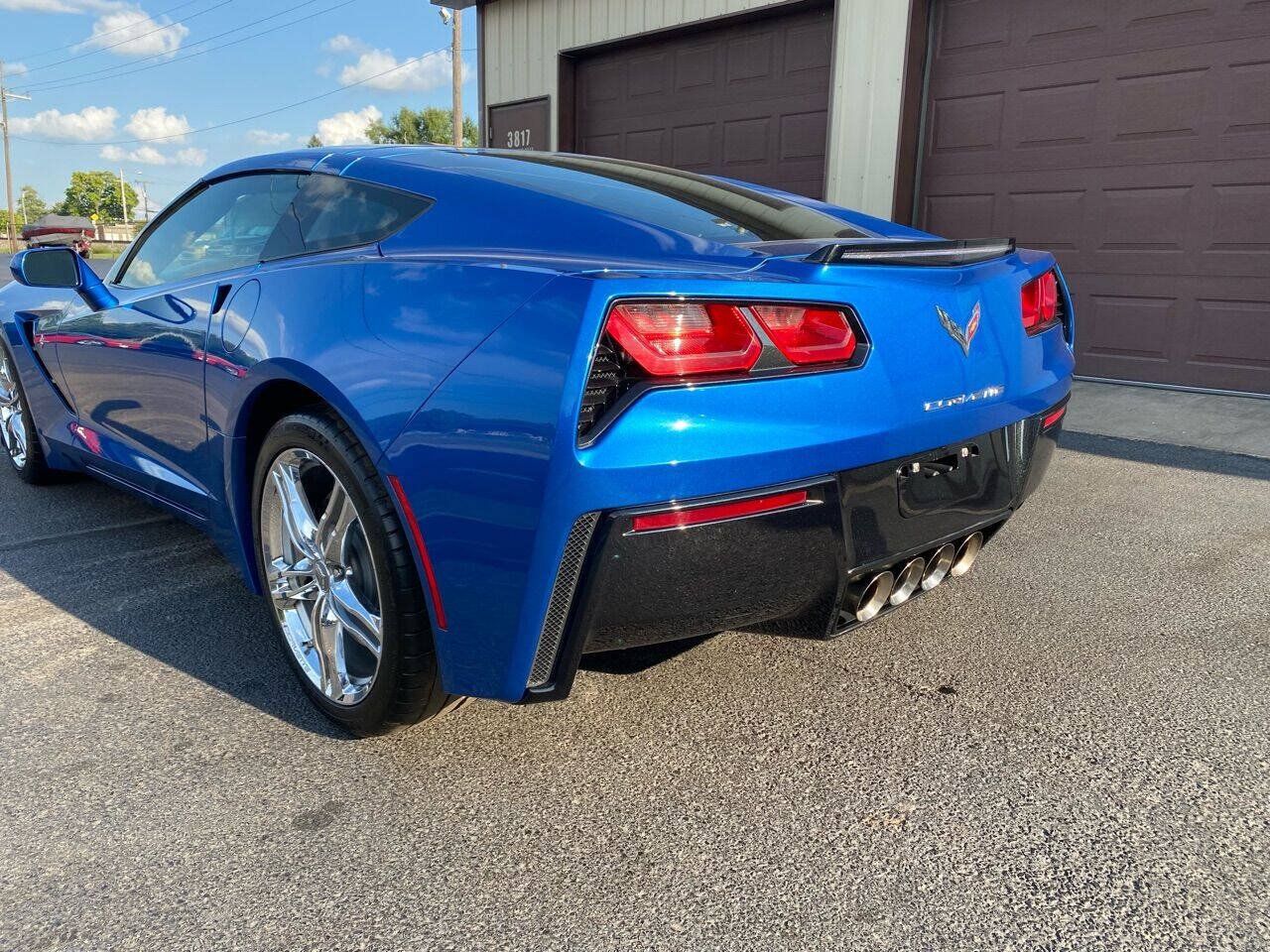 Used 2016 Chevrolet Corvette Stingray Coupe RWD image 13